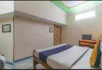 Hotel Happy Palace in Manpur Bhusunda, Gaya