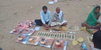 Pandit Deepak Dubey Gayaji Pind Daan in Ghughari Tand, Gaya